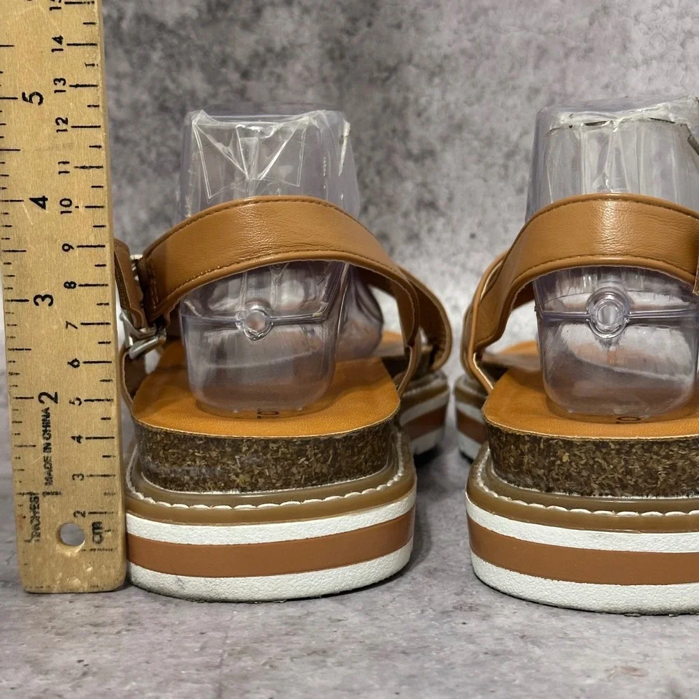 Torrid Crisscross Flatform Sandals Womens 10WW Tan Striped Sole Ankle Strap